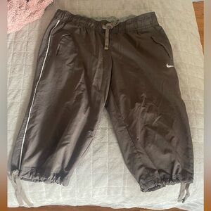 DEACTIVATING IN ONE DAY :) Vintage sport capris